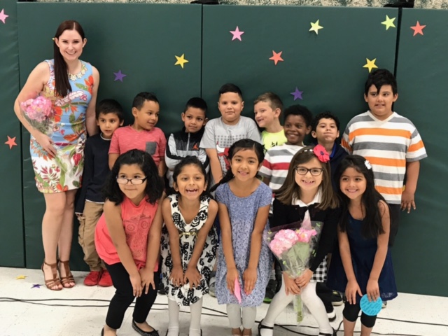 MrsHCampbell16's tweet photo. Before I came to @barrington220 I was a Specials🎭 Teacher, so this class was my very first Homeroom (of 1st graders!). I also had the pleasure of teaching most of them AGAIN in 3rd grade! Needless to say, I am quite emotional to see them head off to Middle School #SHProud🧡🐯 https://t.co/WADrzTRssI