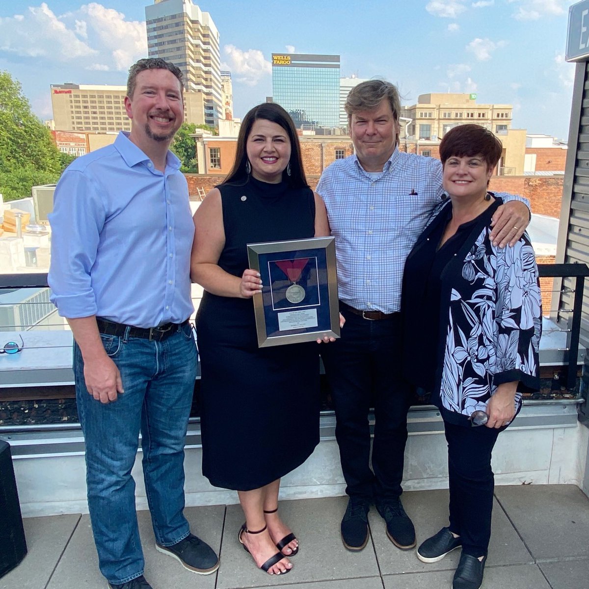 chernoffnewman's tweet photo. 👏👏 A round of applause for @DanielleSalley, senior art director, who was awarded the Silver Medal Award through @AAFMidlands. 👏👏 She was chosen for this prestigious honor in March and received her award in person last night surrounded by AAF Midlands friends and colleagues. https://t.co/wudguxckVY
