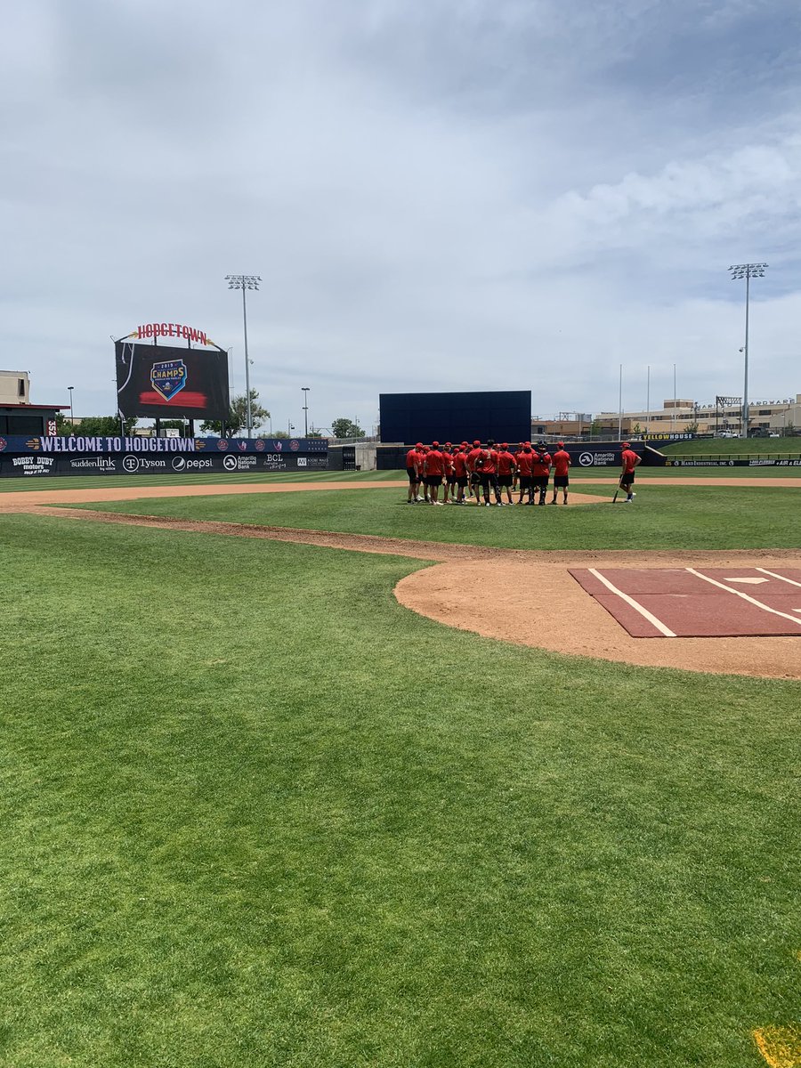 steph_laurenb's tweet photo. Practice has begun! Hear from new manager Rocket Wheeler and a local player tonight on @ABC7Amarillo. #SodSquad โพ๏ธ https://t.co/S0KkCarkP9