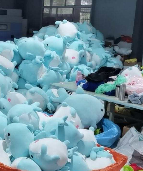 Mahoukarp's tweet photo. Almost done, the shark apocalypse is near https://t.co/7lAwD9Fp3J