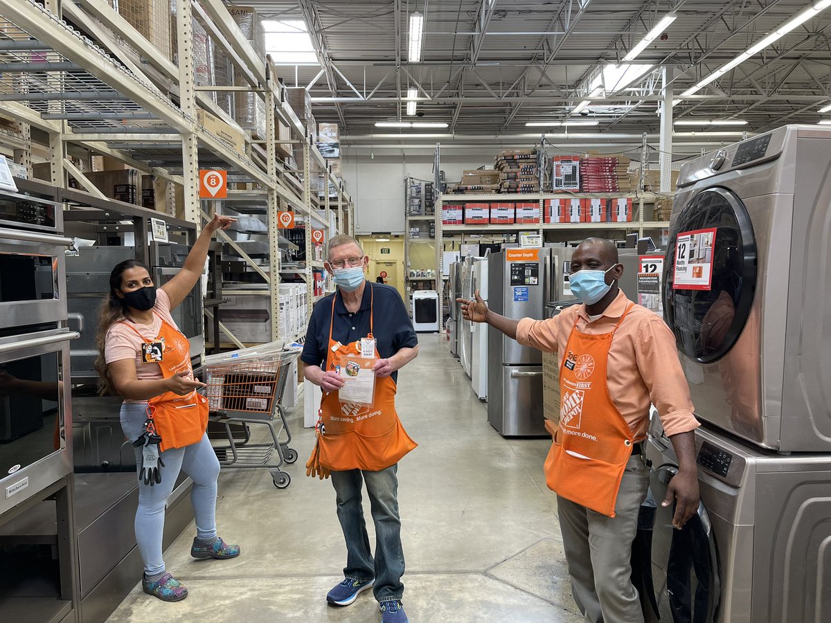 Ruby Aboubakr (@aboubakrruby) on Twitter photo Richard is getting recognized for taking care of the appliances showroom during the reset, l feel so lucky that I have such a wonderful team π§‘ <a href="/CollazoH/">Rosendo H. Collazo</a> @AnyaeBell <a href="/SayedAbdelkerim/">Sayed Abdelkerim</a> <a href="/JDorseyTHD/">Justin Dorsey</a> <a href="/JimVohra/">Jim Vohra</a> <a href="/THDWali/">Wali</a> Richard is getting recognized for taking care of the appliances showroom during the reset, l feel so lucky that I have such a wonderful team π§‘ <a href="/CollazoH/">Rosendo H. Collazo</a> @AnyaeBell <a href="/SayedAbdelkerim/">Sayed Abdelkerim</a> <a href="/JDorseyTHD/">Justin Dorsey</a> <a href="/JimVohra/">Jim Vohra</a> <a href="/THDWali/">Wali</a>
