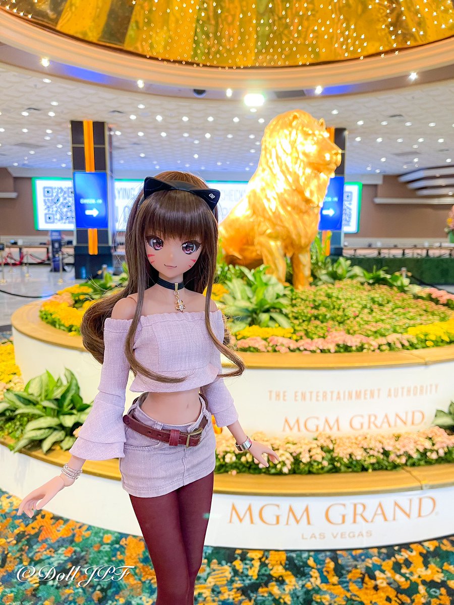 AndroidPDF's tweet photo. 蛍ちゃん: MGMのライオンさん🦁ニャ💕 (Ф∀Ф) .
Kei-chan: MGM Lion san 🦁 meow💕 (Ф∀Ф) .
#mgm #mgmgrand #mgmlion #lasvegas #smartdollappeal
#smartdoll #smartdollprowesstea #catgirl #dolljpf #culturejapan #doll #dollphotography #fashiondoll #animedoll https://t.co/FCkvUKhaTM