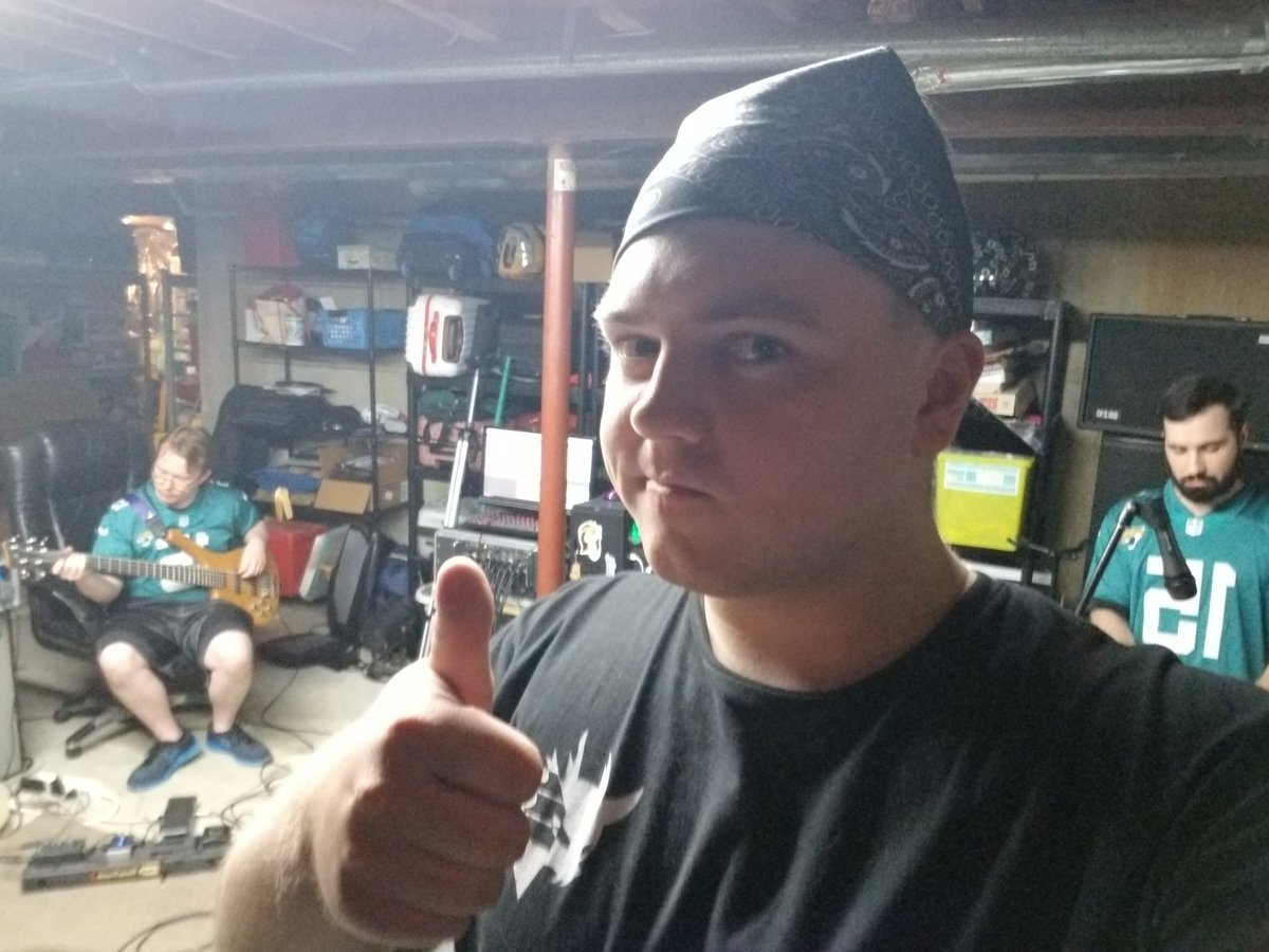 Flying Jacob tweet media