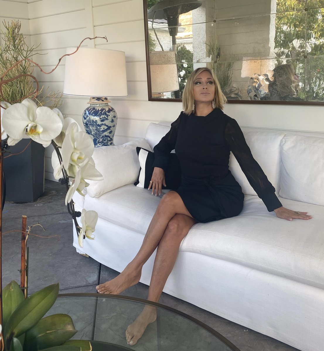 SonjatMorgan's tweet photo. When you feel like a #Queen staying with @JoshFlagg1 wearing #edithflagg in #beverlyhills #youfeelme ? #rhony #bravotv @bravotv @HOUSEWIVESJUNK3 @bravotvobsessed @thebravomess @Bravolebrity1 @RHONYMedium @LEAHgendRHONY @Realitytvguru11 @usweekly #fashionpolice https://t.co/Fe39TicFv0