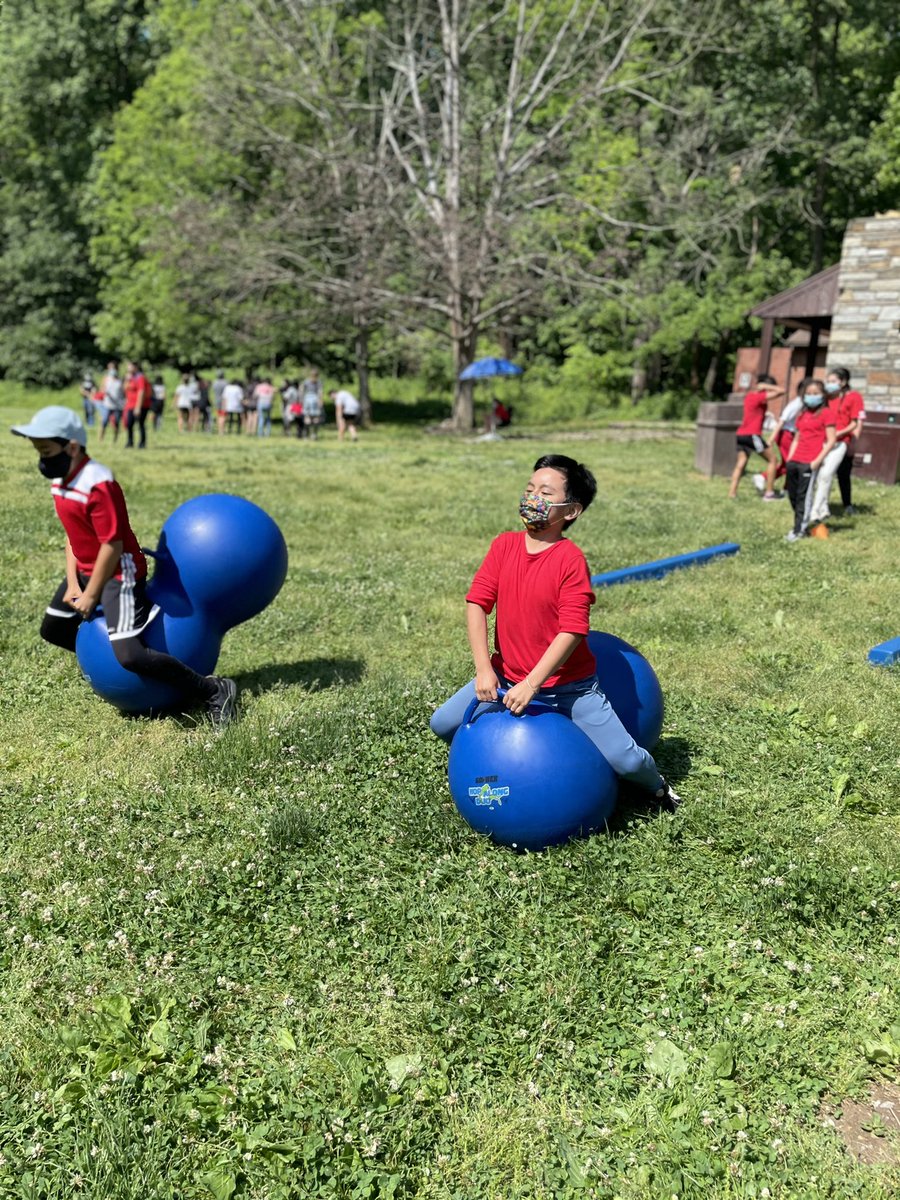 shschooldc's tweet photo. A beautiful Day for Field Day! So grateful to be able to walk to Rock Creek Park from our little school! #CCAHikes #CCAPlays #CCAJoy https://t.co/knkeZW5Q0u