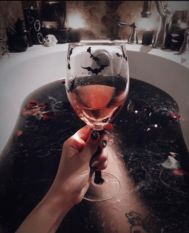 toofastclothing's tweet photo. When you've had too many social interactions for 1 day and need a reset... π·π ~ @m_sabrina
β
β
β
https://t.co/i3sHtBEiPg β
β
β
#bathingindarkness #bathgoals #spookybath #gothgirl #vampbath #witchvibes #bathlove #grungegoth #bathaesthetic #wintervamp #altgirl https://t.co/lEtBVtCK8V