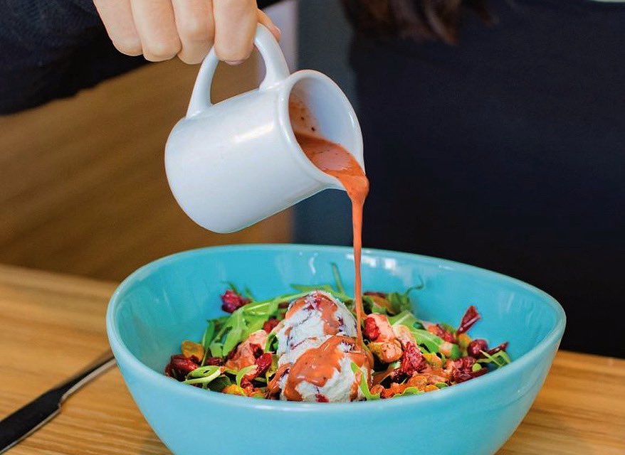Plaza_Pescador's tweet photo. More options for lunch available now at the plaza with #onecoffeecupcabo!
🥗
Más opciones para comer ahora en la plaza con One Coffee Cup Los Cabos!
#plazadelpescador #lunchtime #salad #eathealthy #lunchloscabos #caborestaurant #wheretoeat #foodie #vegetarianfood https://t.co/QckhC5d4b2
