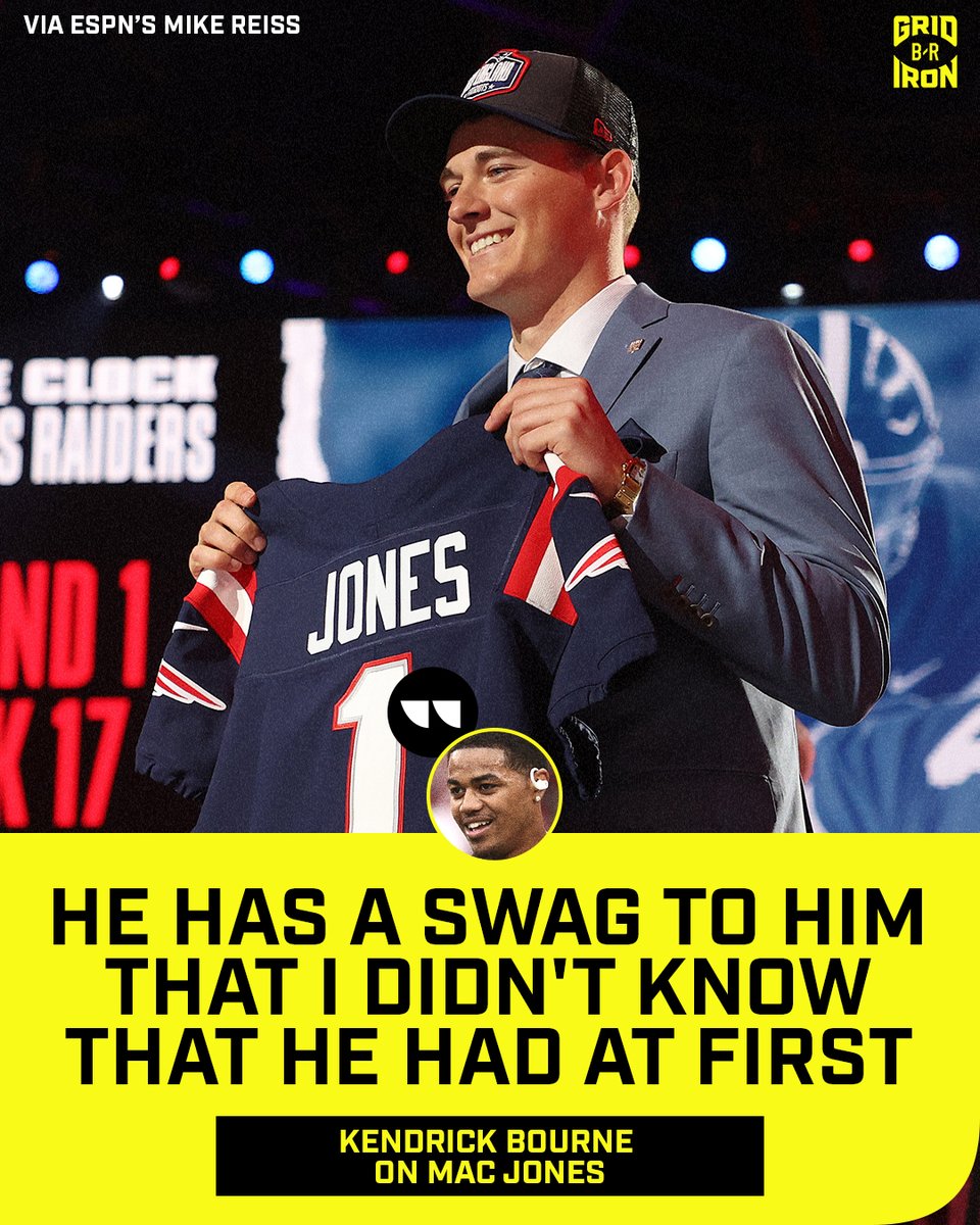 brgridiron's tweet photo. Mac bringing some swag to New England? 😅

(via @MikeReiss) https://t.co/QWgedE2o91