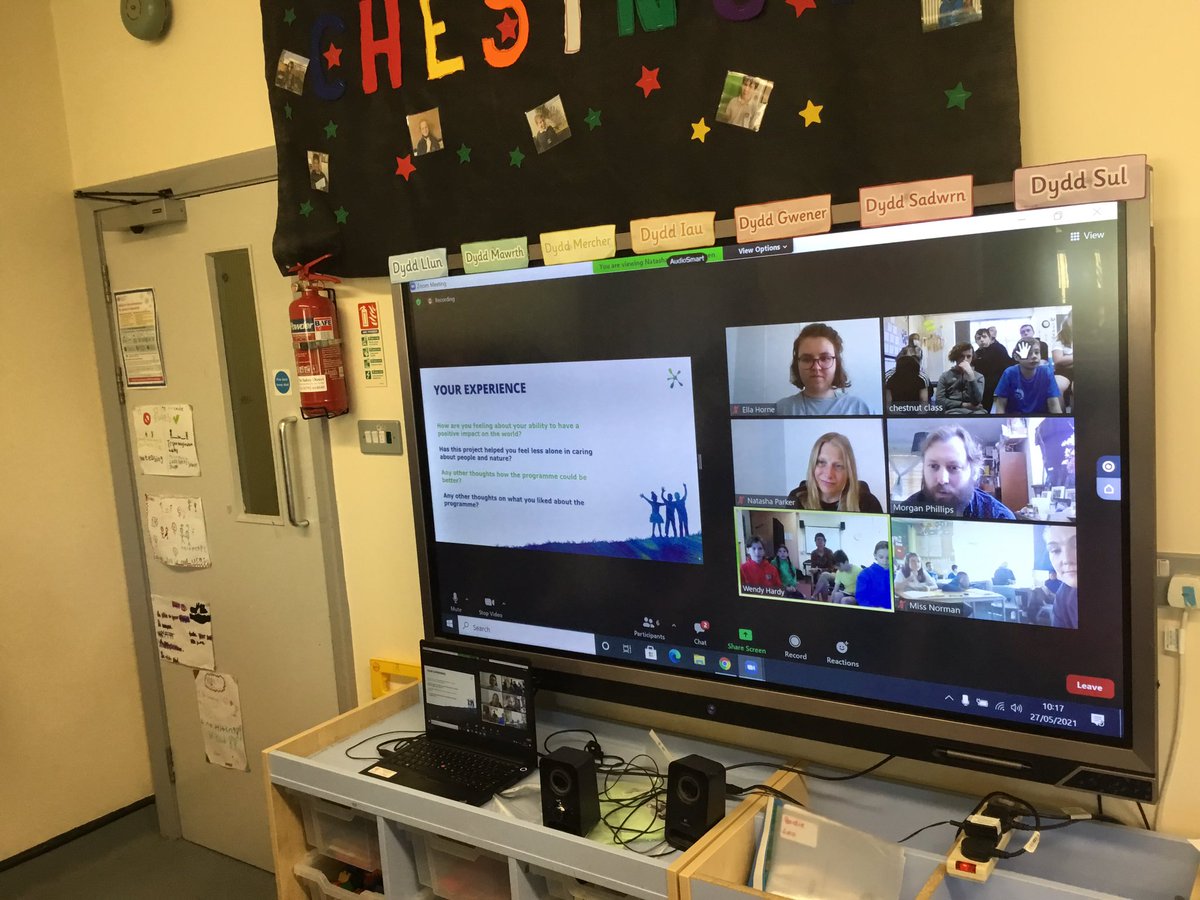 Chestnut class have enjoyed meeting up with other schools today to talk about their ‘Dirt if Good’ experience so far. Well done everyone. <a href="/FutureFound/">Future Foundations</a> <a href="/globalactplan/">Global Action Plan</a> <a href="/persiluk/">Persil UK & Ireland</a>