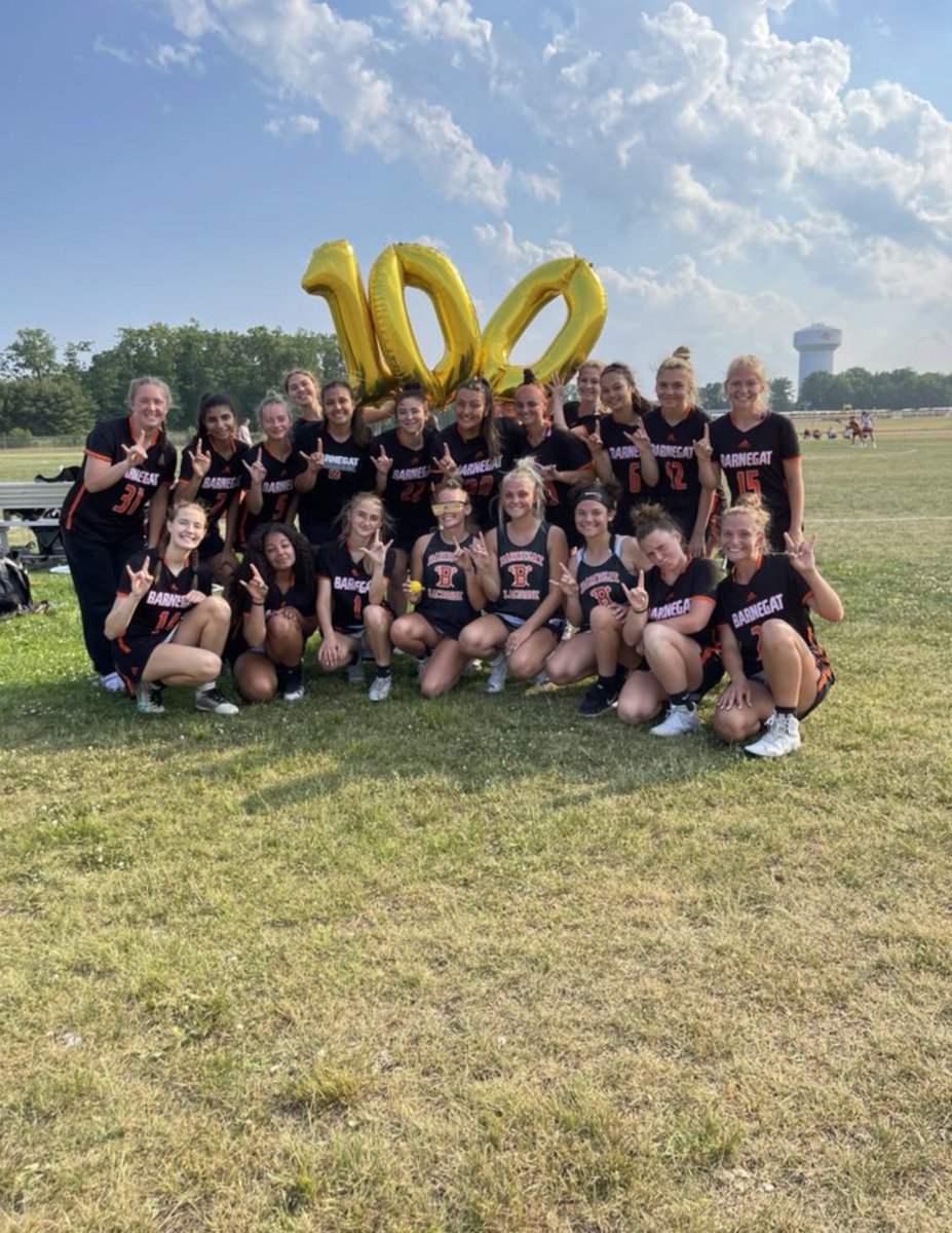 Congratulations #LadyBengal Senior Ashley Pringle recorded her 100th career point ! Way to go! <a href="/AshleyPringle10/">Ashley Pringle</a> 💯 🔥