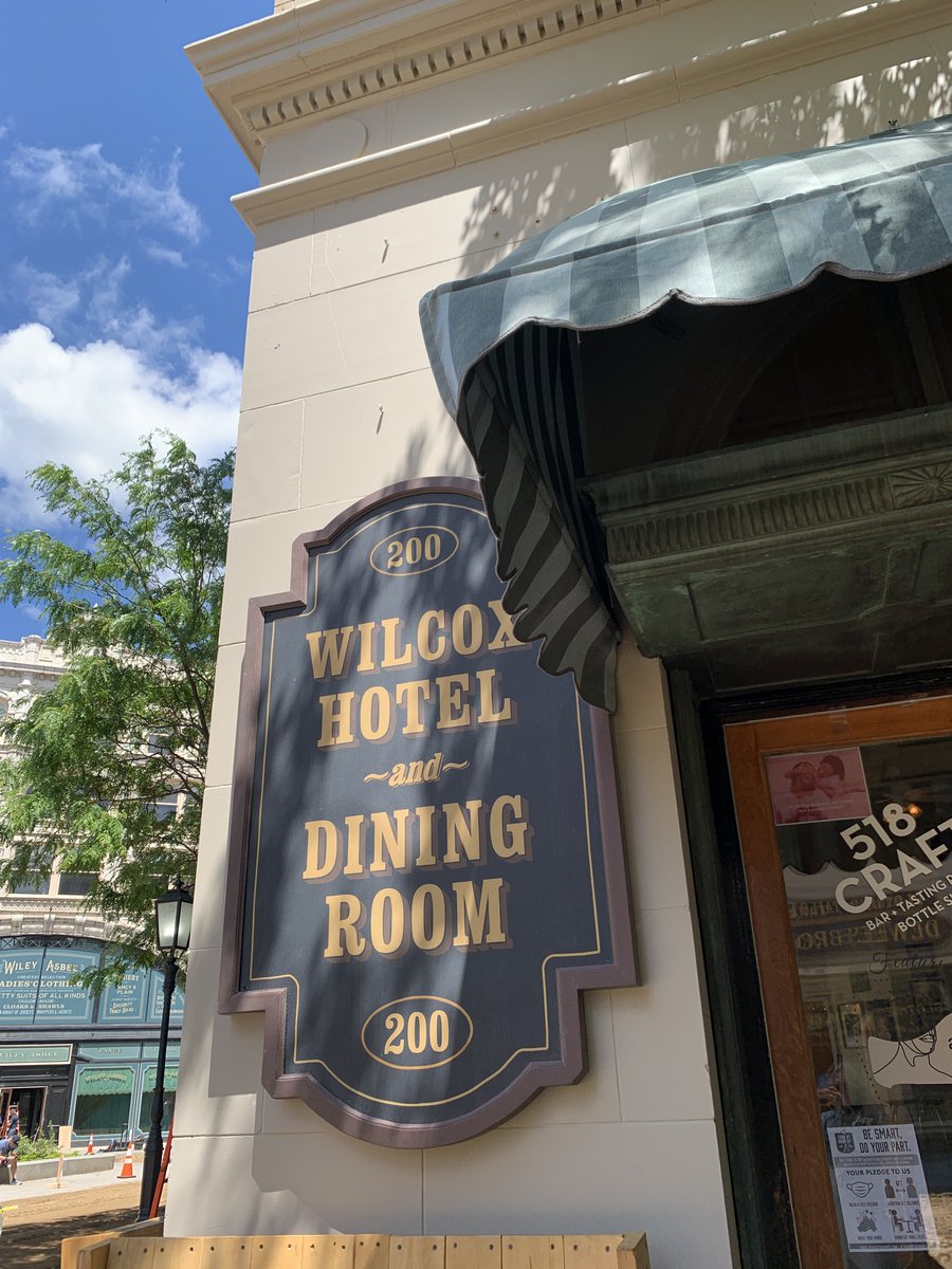 TroyInnovation's tweet image. It&apos;s been so cool to see some of our favorite downtown streets and storefronts totally transform for the upcoming filming of the new @HBO series, The Gilded Age! #EnjoyTroy