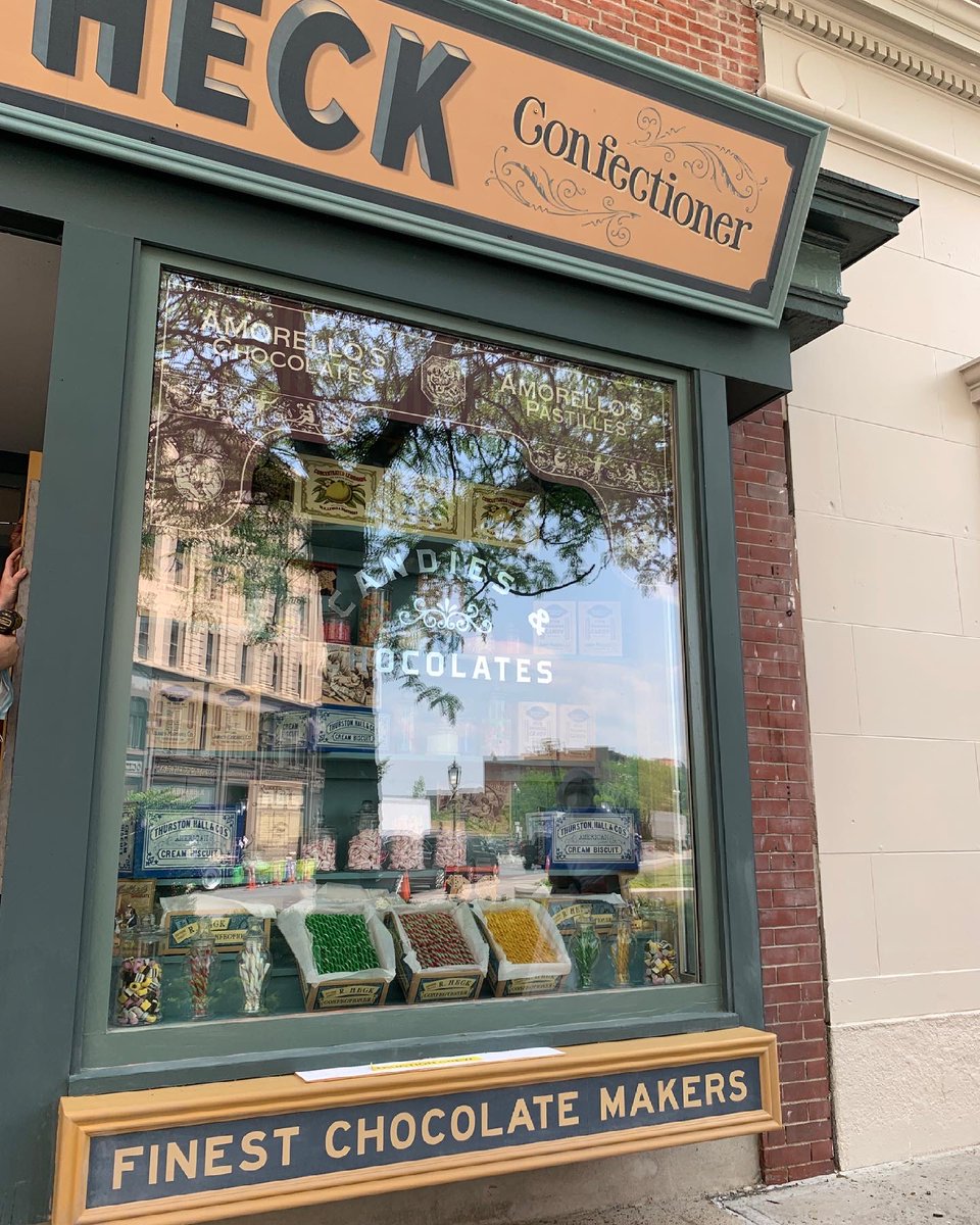 TroyInnovation's tweet image. It&apos;s been so cool to see some of our favorite downtown streets and storefronts totally transform for the upcoming filming of the new @HBO series, The Gilded Age! #EnjoyTroy