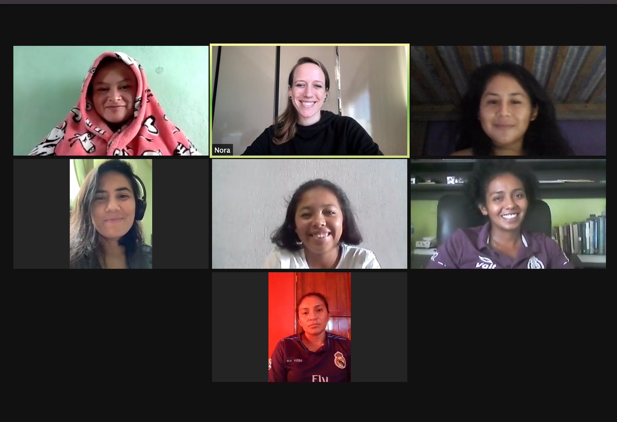 coachesacross's tweet photo. Thanks to the women of @girlsunitedfa #ChicasUnidas for an amazing online training!! The final session wrapped up today with the coaches coming up with new #PurposefulPlay activities to address relevant social issues with their girls. #Inspired #SDG17 #SDG5 #JugarConPropósito https://t.co/7PSqGGwZjt