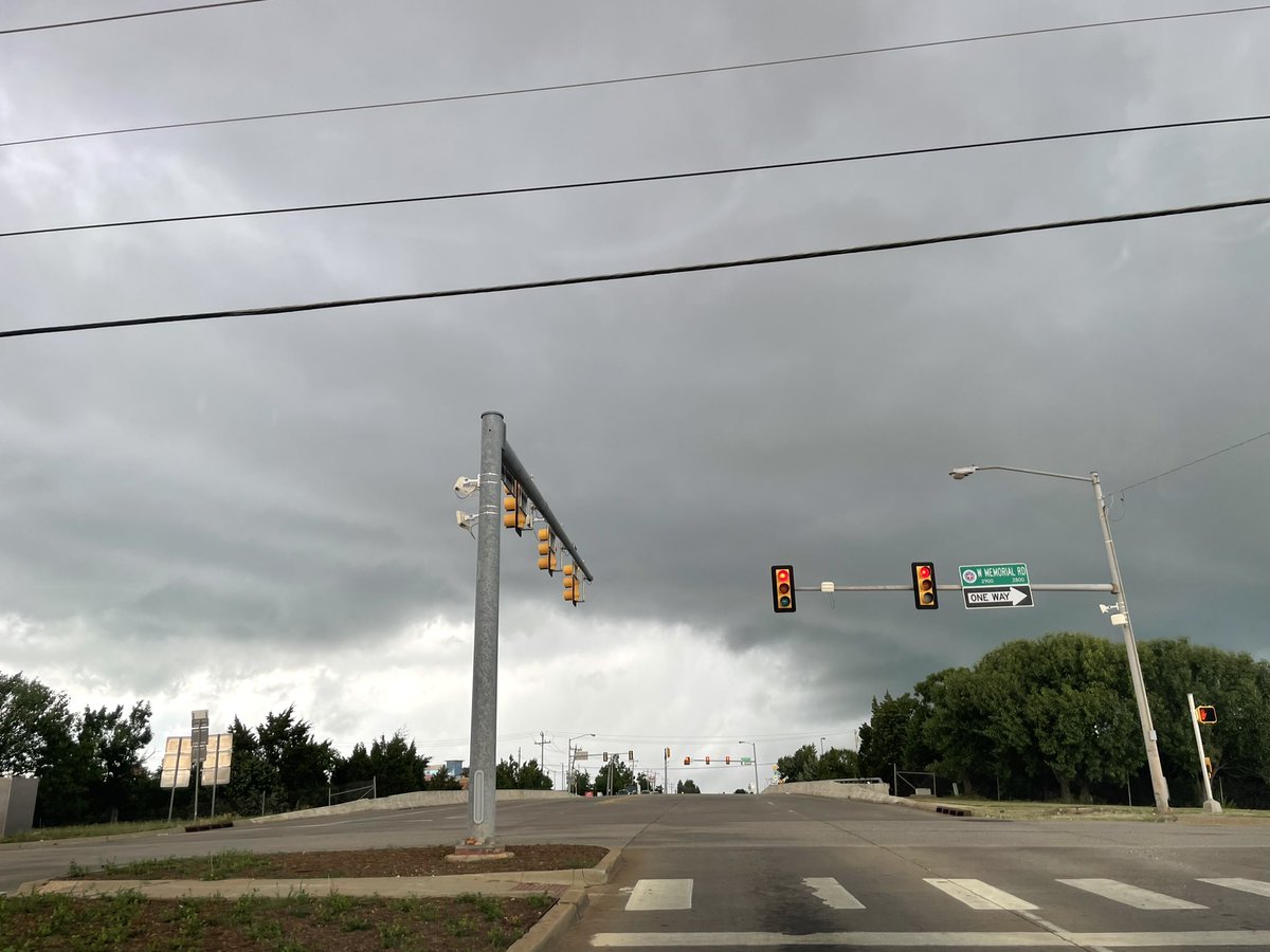 HummaSaif's tweet photo. Posting #CloudsPic , clouds after a hailstorm https://t.co/CBAV44Z5BE