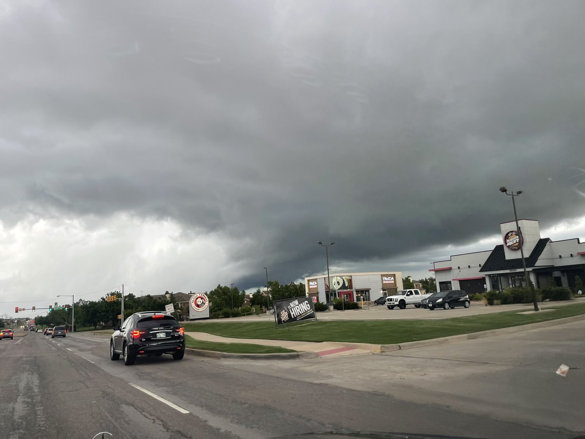 HummaSaif's tweet photo. Posting #CloudsPic , clouds after a hailstorm https://t.co/CBAV44Z5BE