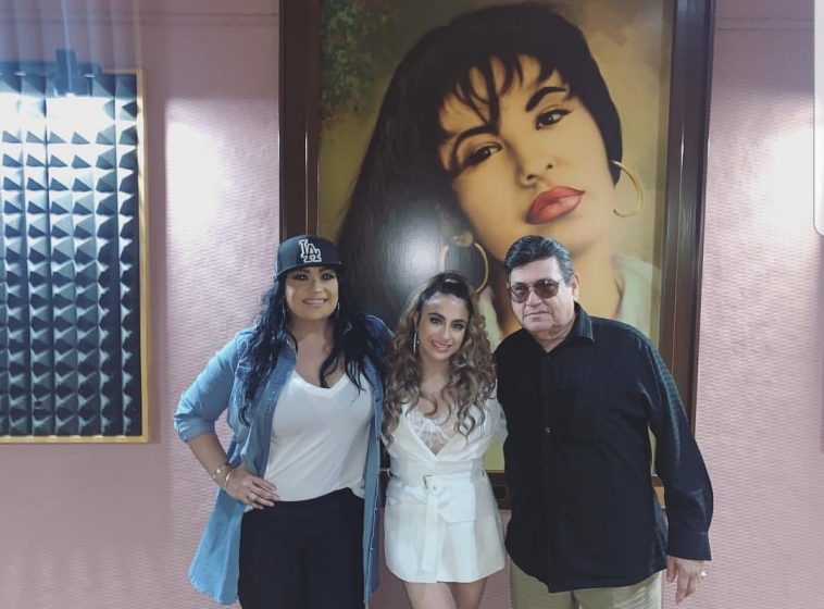 Ally has been such a big fan of Selena and grew up loving the Quintanilla's family. @AllyBrooke  met Suzette and Abraham at the Selena's museum. Paid tribute to Selena A LOT of times - including on DWTS, Miss Universe and Premios Juventud. Met AB Quintanilla (+) https://t.co/MZiERPnViT