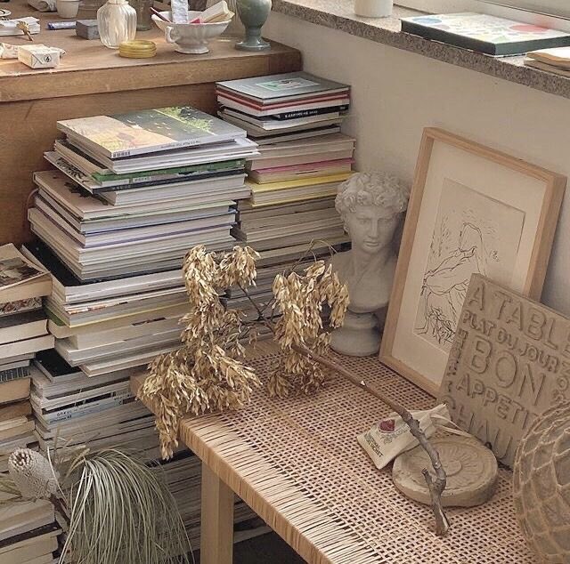 noirsadie's tweet photo. — books read in 2O21 ‧₊˚✩ https://t.co/nqBZIM6uGr