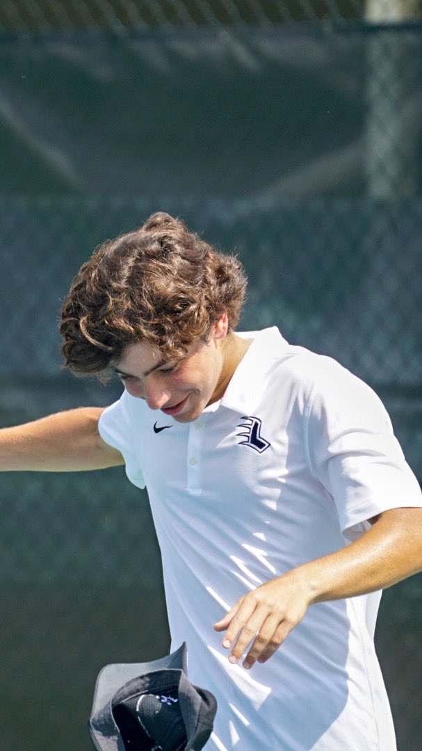 We have one player in the championship! Dany Hamze punched his ticket with a 6-3 6-1 win in the semis. #LetsGoLynx