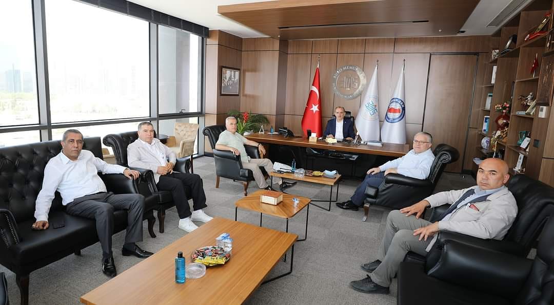 Büro Memur-Sen Genel Merkezi ziyaretimizde Genel Başkanımız <a href="/yusufyazgan37/">Yusuf YAZGAN</a> ve Genel Başkan Yardımcıları ile görüştük.
Ziyarette Büro Memur-Sen Nevşehir Şubesi Başkanı <a href="/ismailamanalmaz/">ismail ağmanalmaz</a> ile Başkan Yardımcıları <a href="/zmehmetkahraman/">Mehmet K A H R A M A N 🇹🇷🇵🇸</a>, Menduh Doğan ve <a href="/gulkan_evren/">🇹🇷 Evren GÜLKAN🇹🇷</a> yer aldı.