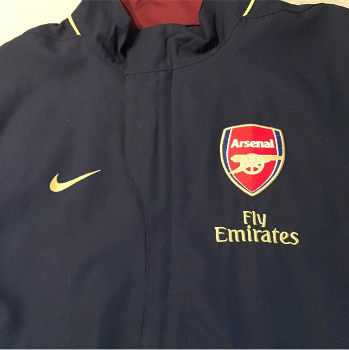 Fballshirtman's tweet photo. Arsenal Football Jacket

Size Large

Condition 9/10

£30

#football #footballshirt #arsenal #arsenalshirt #arsenaljacket https://t.co/yz99QJsXdB