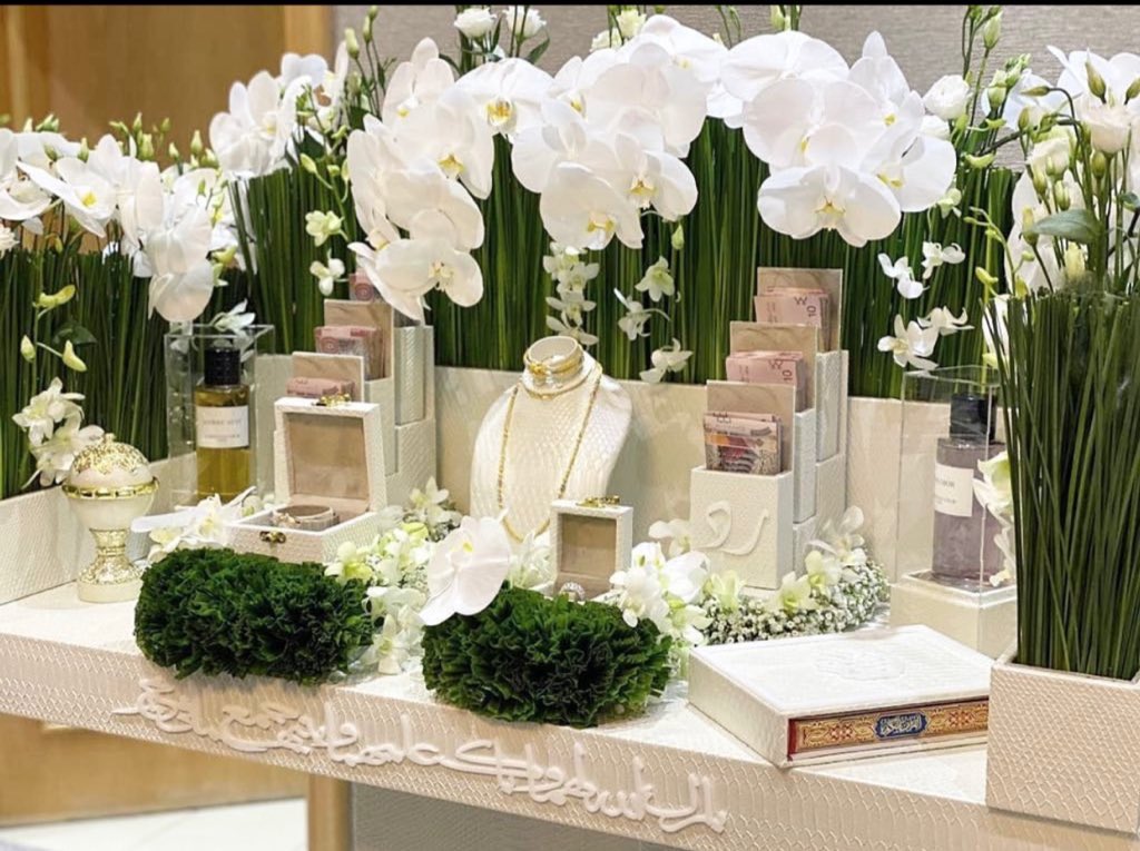 Glamorous_fb's tweet photo. للحجز والاستفسار واتساب 97511725 💕

#ورد #هدايا #دزه #الكويت https://t.co/SisVvezj9Q