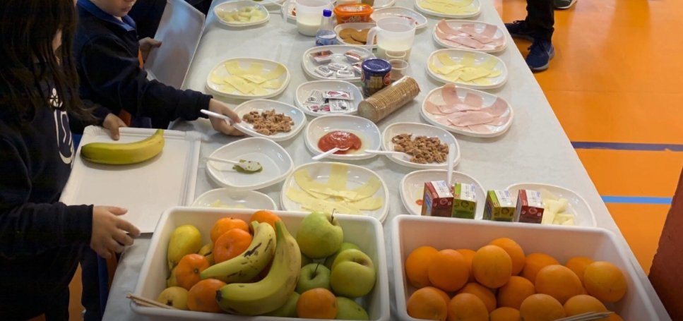 ✨Mantener el cuerpo en buena salud es un deber; de lo contrario, no podremos mantener nuestra mente fuerte y clara✨ En nuestro blog💻 te enseñamos el movimiento #realfood para los más peques 👩‍🏫👨‍🏫#medialab #educandoenRF 👨‍🍳🧑‍🍳