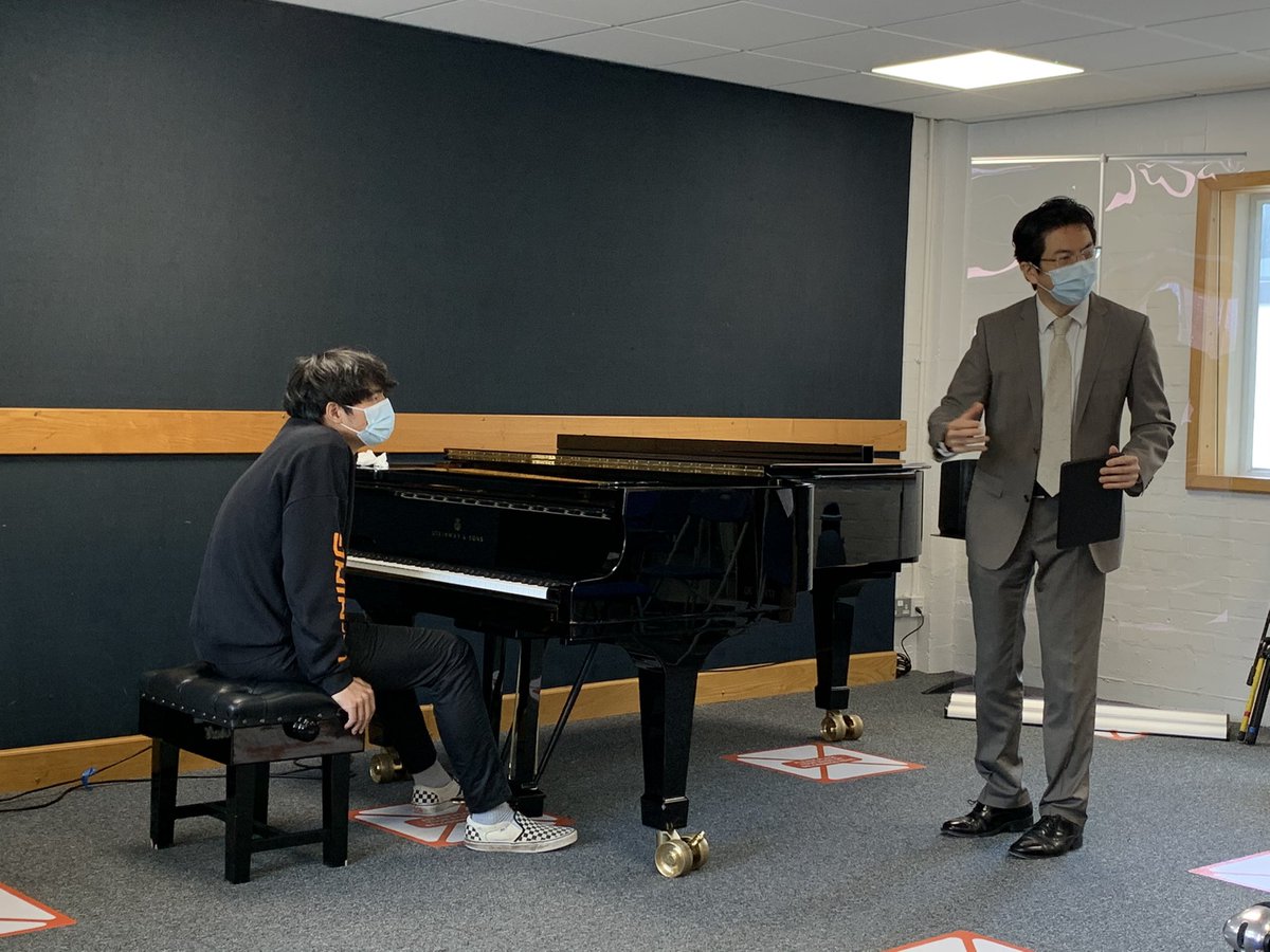 Such energy &amp; passion today in our piano masterclass @LCMLive with concert pianist Masayuki Tayama, whose expert advice was much appreciated by our BMus and MMus students playing Chopin’s Etudes, Beethoven’s Piano Concerto no. 1 &amp; Ravel’s Ondine <a href="/UniWestLondon/">University of West London</a> #AllSteinwaySchool