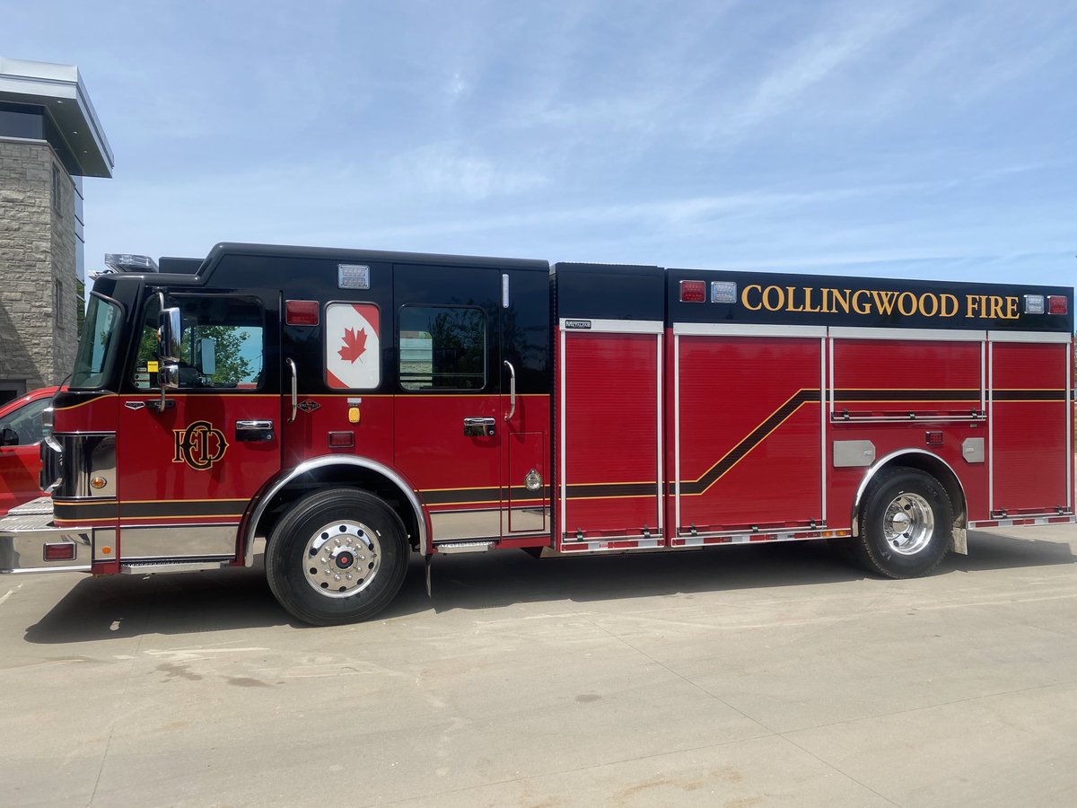 RossRparr's tweet photo. Collingwood Pumper 3 arrived today. Great job by everyone involved in design and build. Special thanks to Collingwood council for the support of their fire service. https://t.co/n0LXy6IRKp