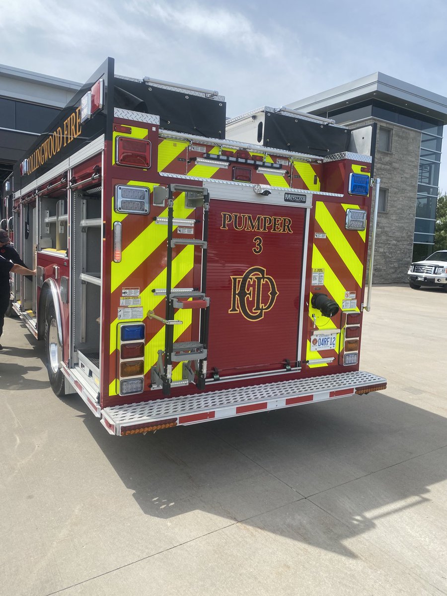 RossRparr's tweet photo. Collingwood Pumper 3 arrived today. Great job by everyone involved in design and build. Special thanks to Collingwood council for the support of their fire service. https://t.co/n0LXy6IRKp