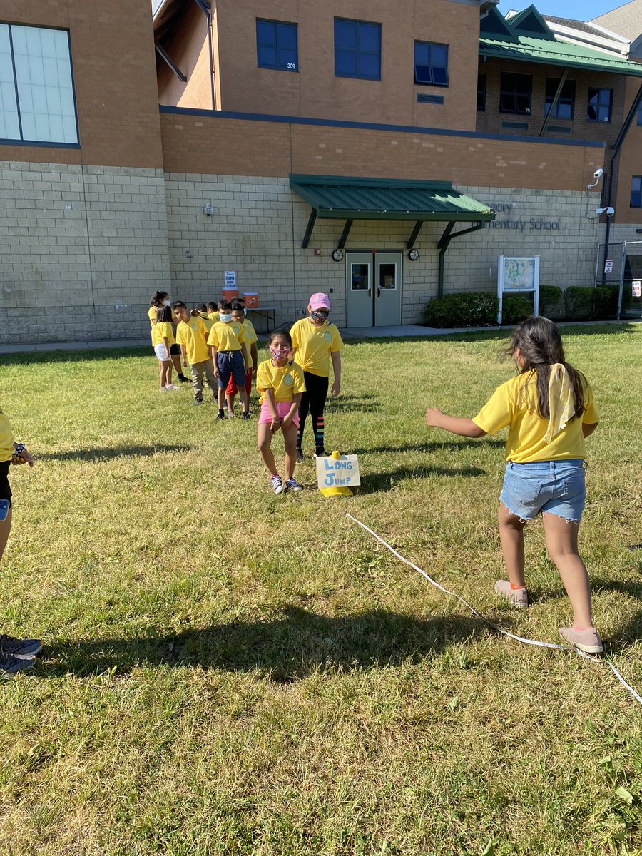 Ms. Krumich tweet media