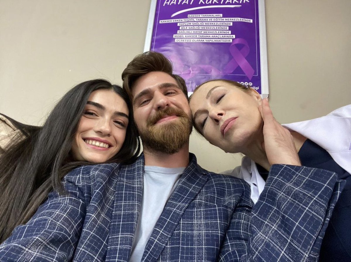 atinalialeksi's tweet photo. Bir projenin daha sonuna gelindi ve #BerkerGüven her zaman olduğu gibi yine muhteşem performansıyla bizleri etkilemeye devam ederken ekipçe yetmedi de dedirttiler bence. Her zaman hak ettiğin yerde olmanı dilerim, başarılarının daim olsun güzel adam. 
 
#alevalevfinal https://t.co/T8LZWYuSHa