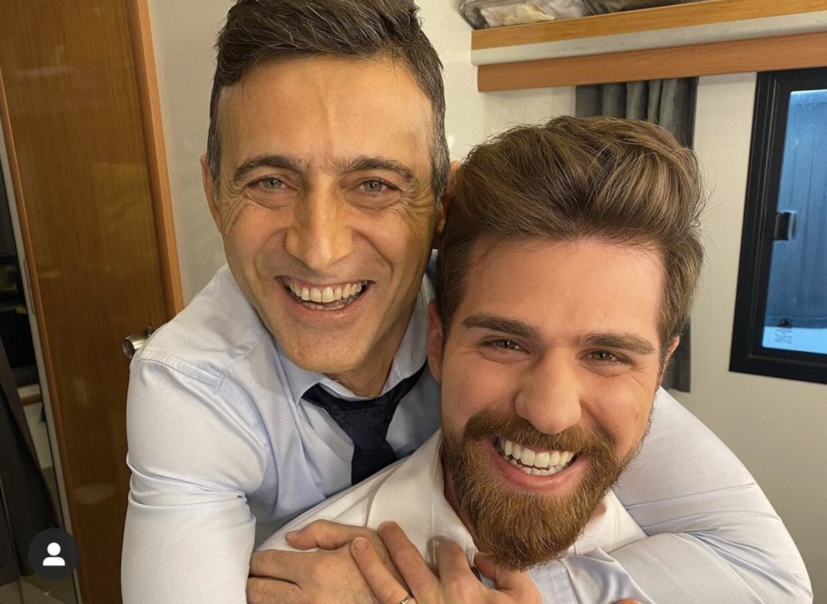 atinalialeksi's tweet photo. Bir projenin daha sonuna gelindi ve #BerkerGüven her zaman olduğu gibi yine muhteşem performansıyla bizleri etkilemeye devam ederken ekipçe yetmedi de dedirttiler bence. Her zaman hak ettiğin yerde olmanı dilerim, başarılarının daim olsun güzel adam. 
 
#alevalevfinal https://t.co/T8LZWYuSHa