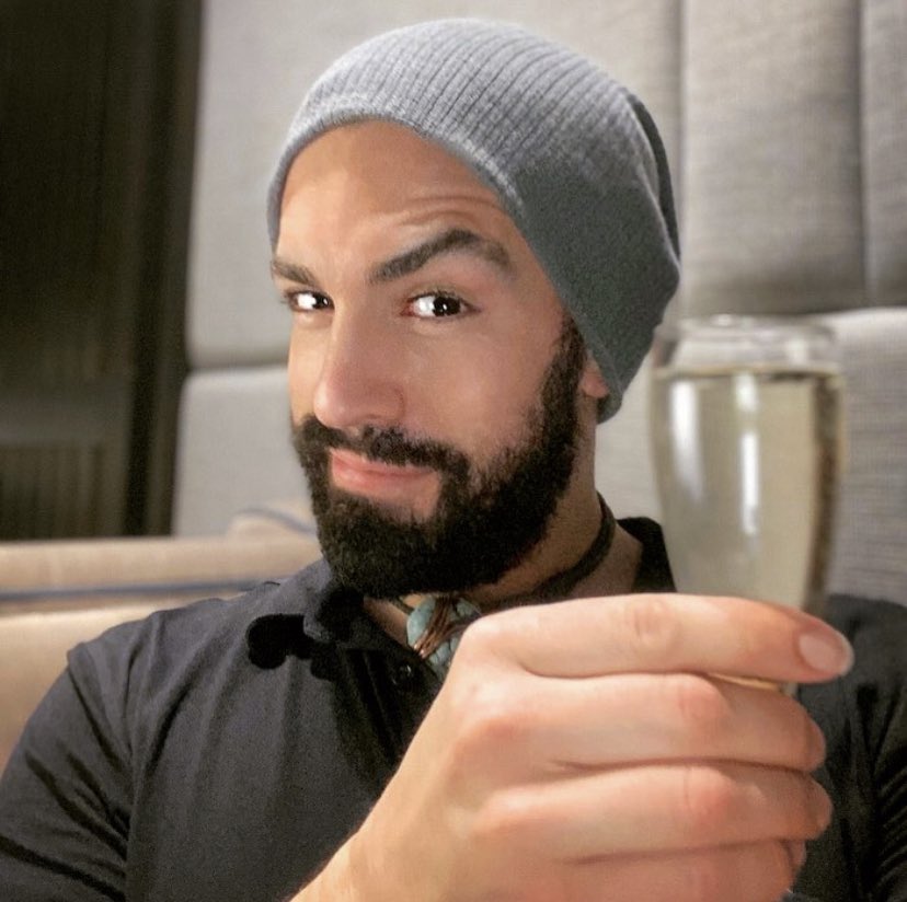 AdamRBond's tweet photo. And this glass 🍾 🥂 is raised to you, whoever &amp; wherever you are! I’m in #FINLAND &amp; SUPER EXCITED to be working on a new project w/ #RabbitFilms! #ActorsLife #OnLocation #actor #Helsinki https://t.co/ULmD5HGRKe