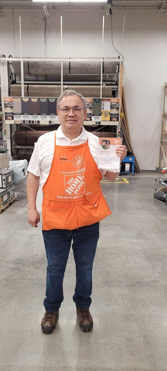 April74411742's tweet photo. Manny Appliance Specialist recognize for driving HDPP Attachment Rate and credit. #askeverycustomer @KeonEastmanTHD @chad_forrester @kjfritz84 @RonaldSeon https://t.co/zDpjEIe2WS