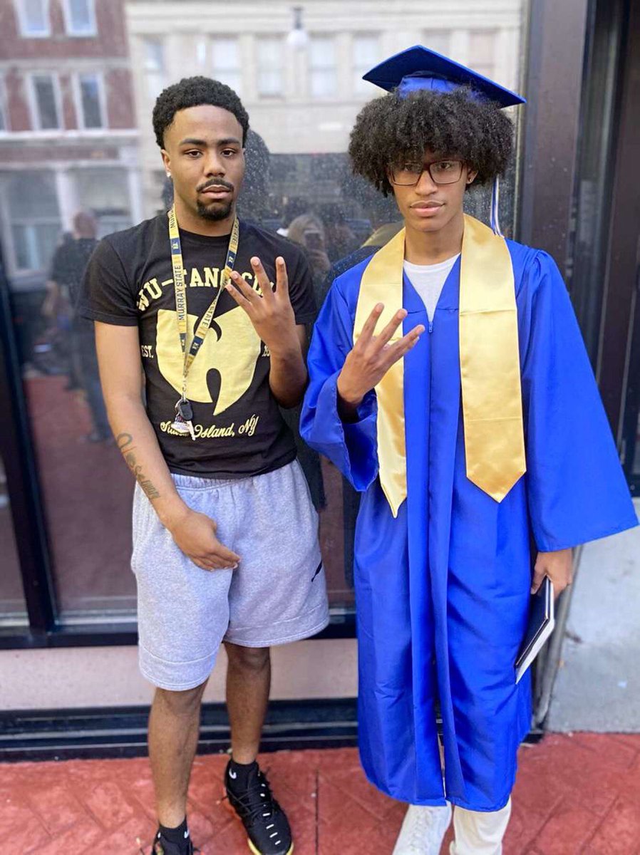1k_Drian's tweet photo. Clearview It’s Been Real On The Road To Bigger And Better Things✌🏾🎓 https://t.co/D2rdzZHO2l