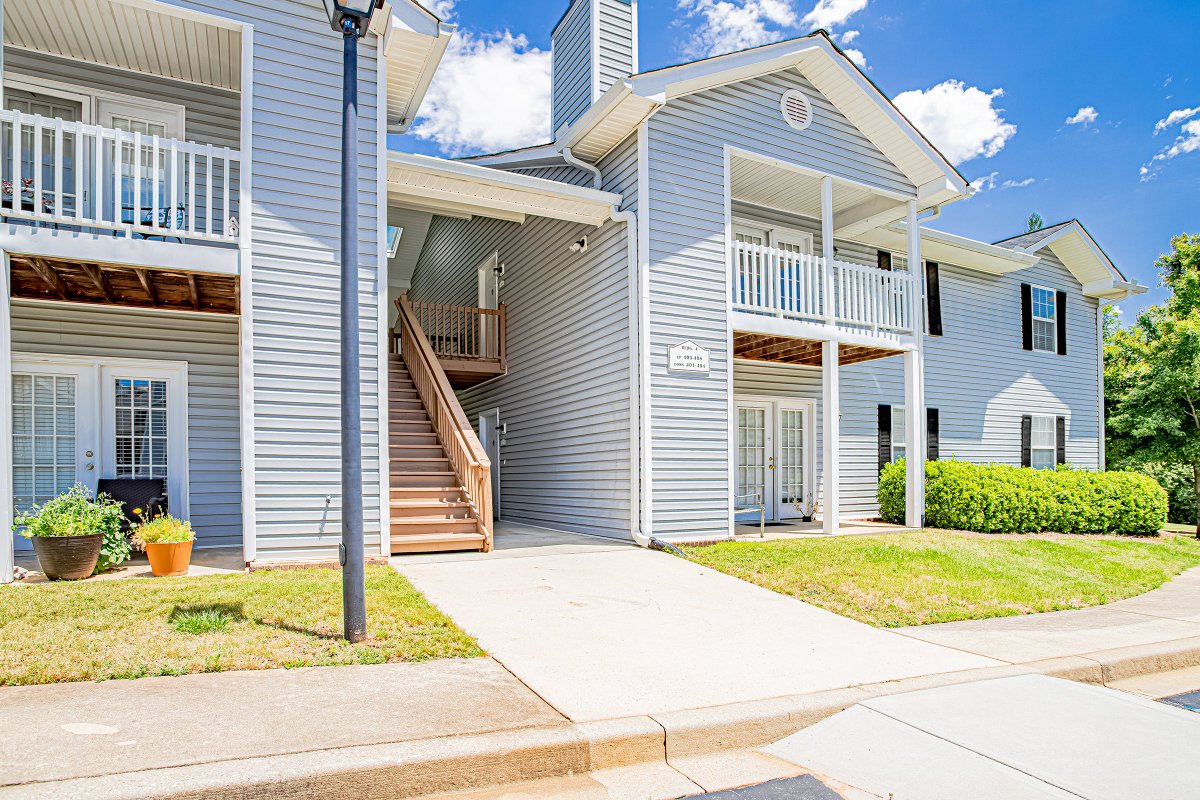 AlphaPropertySC's tweet image. FOR RENT $1250/month:
408 Pelham Square Way
Greer, SC 29650
View additional listings here: alphapropertysc.com
Property Information Here:  bit.ly/2ROJgk8