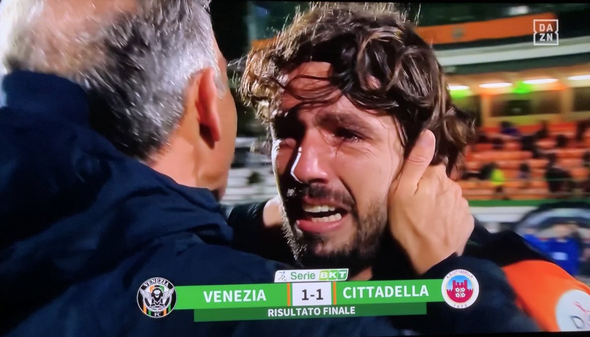 sounds2move's tweet photo. Nach 19 langen Jahren zurรผck. What it means. ๐๐งก๐ค @VeneziaFC_EN #VENCIT #Serieamore https://t.co/auwMk8OZD7