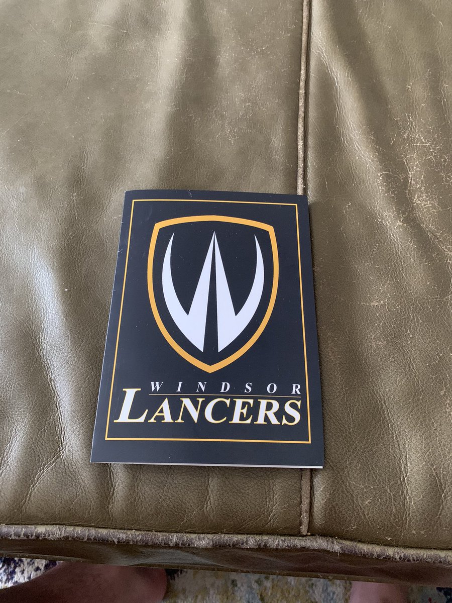 PhoenixHaines1's tweet photo. Appreciate this message in the mail from @UWLancerFB @CoachCircelli cant wait until things open up #lancerway https://t.co/8x4XkL3wv1