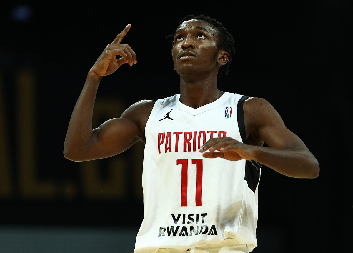 roadtoBAL's tweet photo. What a game! This matchup came down to the wire. Both teams couldn't take a comfortable lead but in the end @PatriotsBBC was able to win it all, taking the last spot of the semis! Final score, 73-71. @AriMugabe88 got 6 3s. Gasana finished with 23 pts.
#afroleague #theBAL https://t.co/edvl53OANX