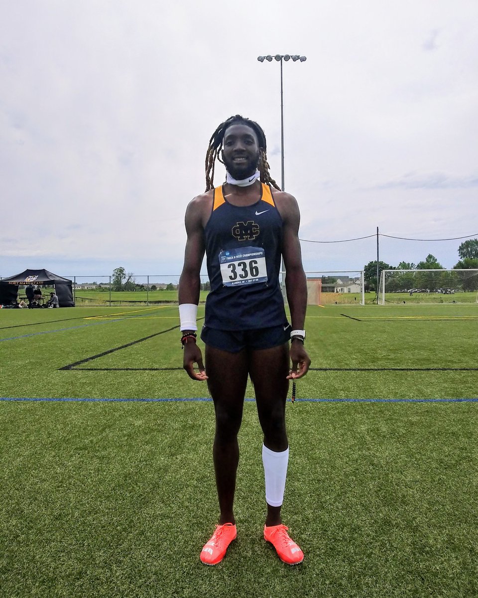 GoChoctaws_XCTF's tweet photo. DA qualifies to finals in the 400mH with a time of 52.51 finishing 6th in the prelims!! #COTM https://t.co/dQDDrSvTP0