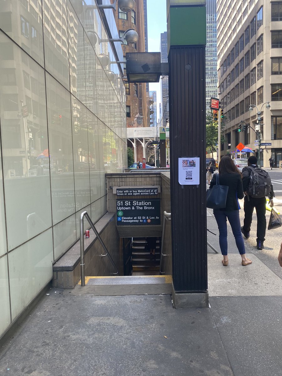 seanzwilson's tweet photo. Spreading the word in NYC pt. IIπ @NFL @nflcommish #NFL #NFLRetire40 #Retire40 #PatTillman #PT40 βπΌπ in bio https://t.co/Q4ObkNALLw