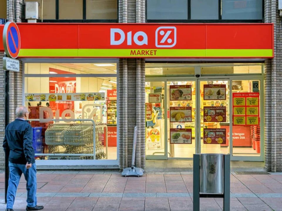 Denuncian a supermercados Día por explotación laboral e incumplimiento del último DNU presidencial por la pandemia
bit.ly/3wD3Liz