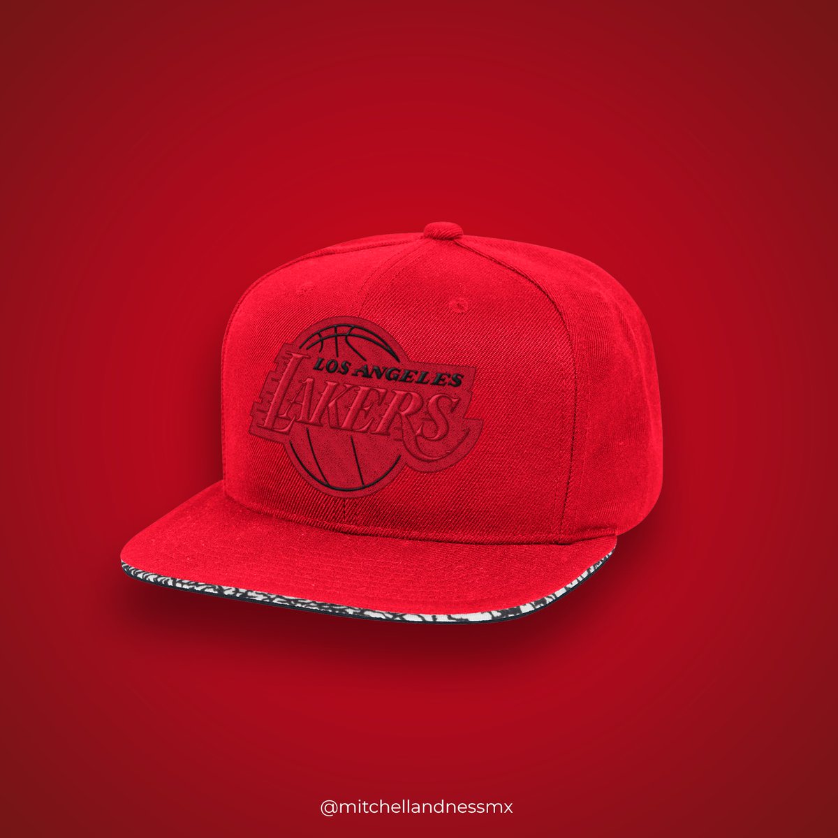 - Three Collection Snapback Los Angeles Lakers -

¿Ya la tienes en tu colección? Pues ya está disponible, pulsa el botón comprar y reciba hasta tu puerta.🏀

Adquiérela ya en nuestros canales oficiales.🔥

#MitchellAndNessMexico #MitchellNessMexico #MitchellNessMX
