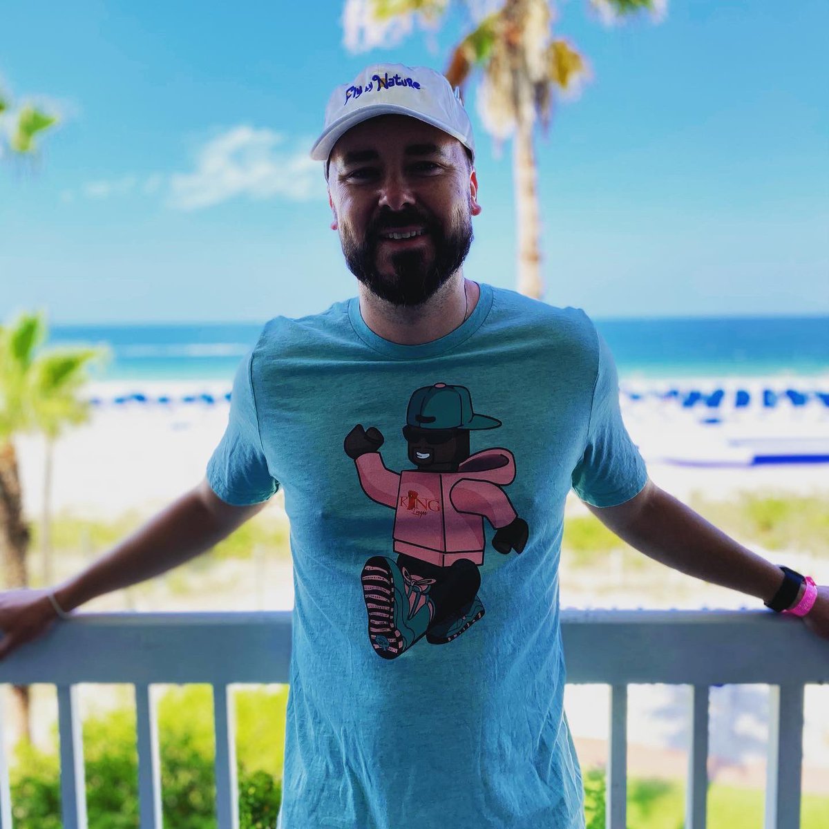 SlushRinger's tweet photo. Not a bad way to start another trip around the sun. #GeminiSeason #FlyByNature #FlyFlock2gether #DesignYourself #LegoLougee https://t.co/fmo0nzpgMa
