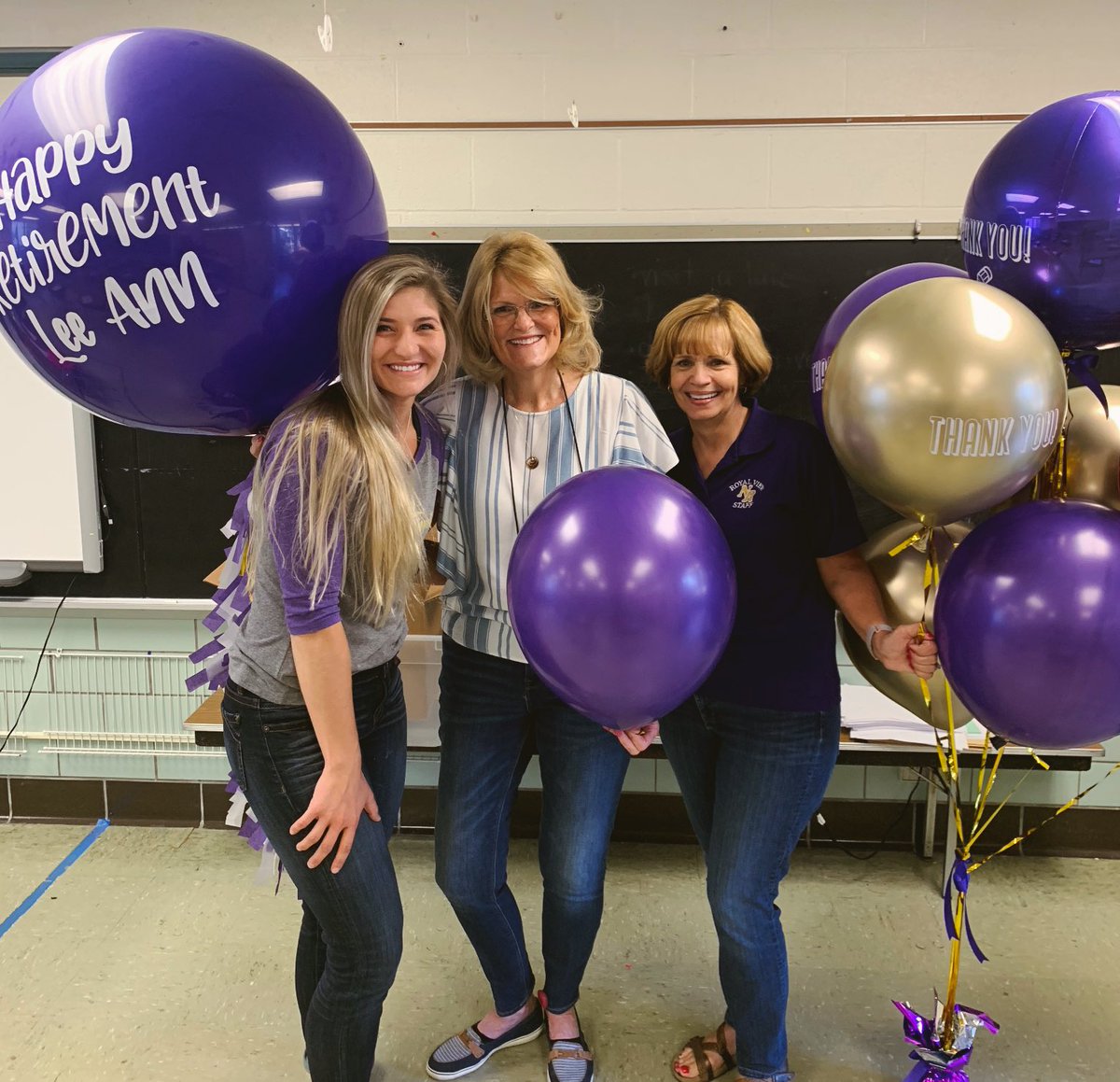 Al_Smo2's tweet photo. Who would’ve thought I’d get to teach with a Royalton LEGEND my first year of teaching?? Forever grateful for these amazing ladies💜 https://t.co/fFmSWdApcf
