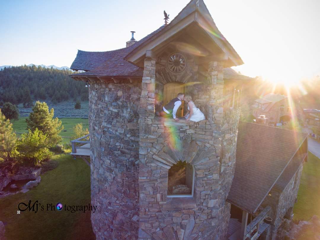 MJsPhotography2's tweet photo. HAPPY ANNIV. TO MY BEAUTIFUL NIECE &HER HUSBAND!
#pnwbride
#wedding
#weddinginspiration
#theknot
#theknotweddings
#fineartfriday
#pnwphotographer
#oregonphotographer
#modernbride
#weddingmasterpieces
#bridalguide
#itstartedwithyes
#100_layercake
#stylemepretty
#bride
#zenfolio https://t.co/TLFZAd1Vme