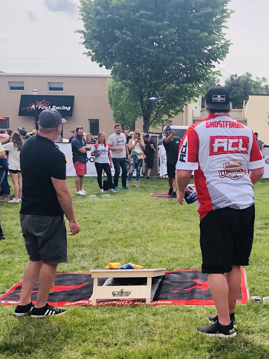 _Retro_Rebel_'s tweet photo. Thanks to @Colts @KennyKennyMoe3 for chatting #IndyCar with me at the @DaredevilBeer/@DaredevilBeerTR charity event in Speedway off Main! 🏈🏁
Sorry we missed ya @Hinchtown, thank you though! George said you had to go to #RootandBone. We did find Kenny + #UFC’s @MattMitrione! 😉 https://t.co/kbrvPvf9ms