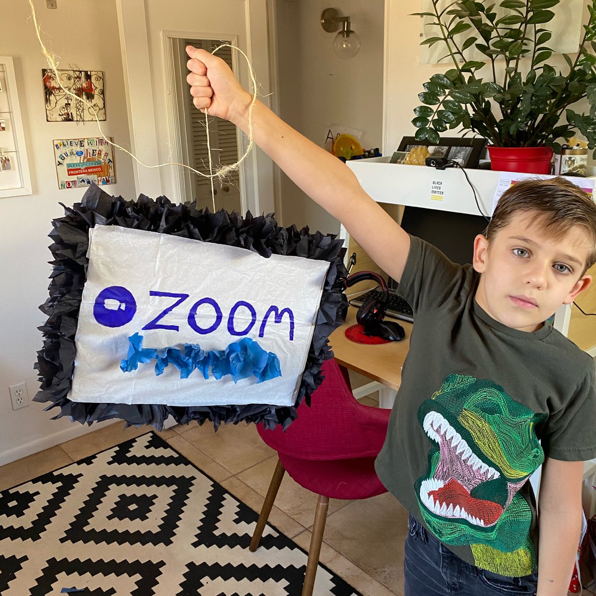 Last day of school. Sooo done with zoom #pandemicpinata. Thanks to #davisbilingual #redfored for hanging in there with us.