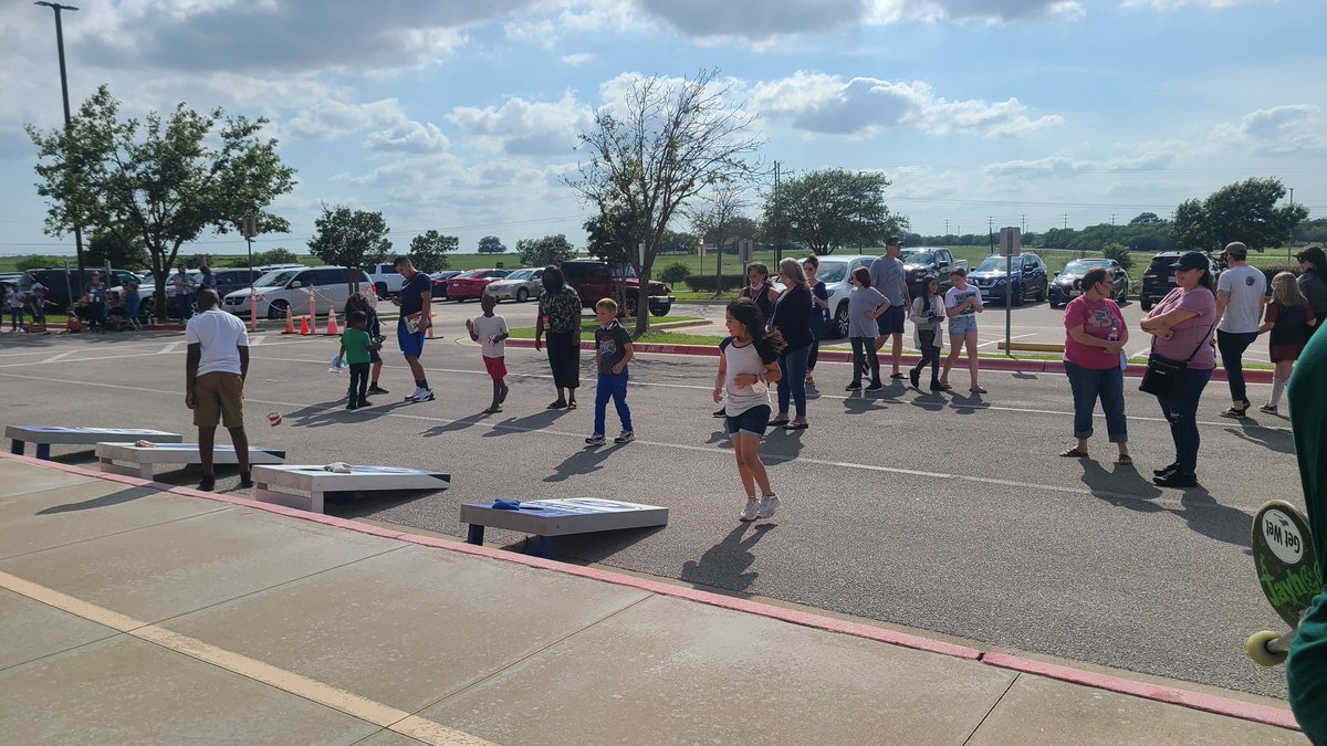 Mitchell Elementary tweet media