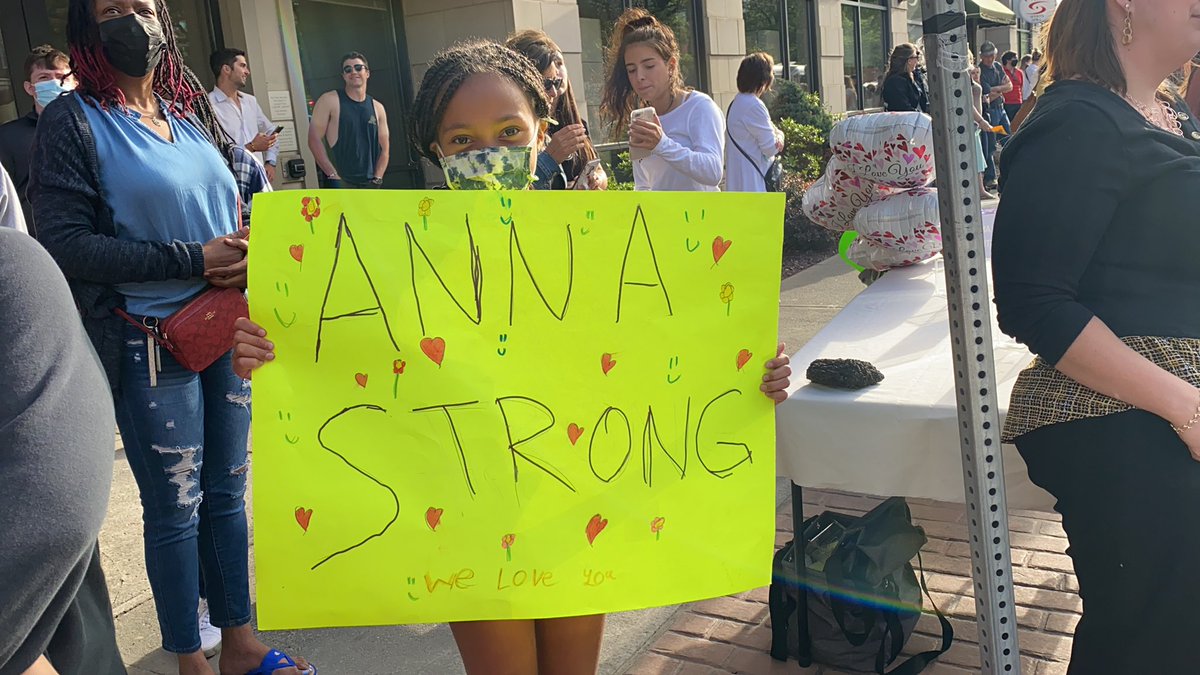 SpencerTracyTV's tweet photo. #HappeningNow Anna, an 11-year-old young patient at Albany Med has been battling Ewing’s sarcoma. While in isolation, she has been creating tik-toks. Unfortunately, bullies tried to break her spirit. Today the community came out to surprise her and lift her up. @WTEN https://t.co/BqfLtJd4Ti